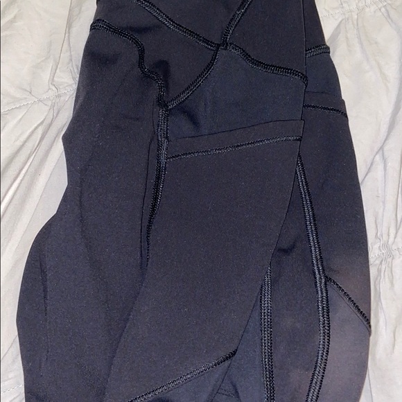 Lululemon leggings - Picture 3 of 6